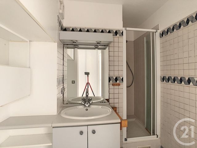 Appartement F1 &agrave; louer - 1 pi&egrave;ce - 30,90 m2 - Paris - 75014 - ILE-DE-FRANCE