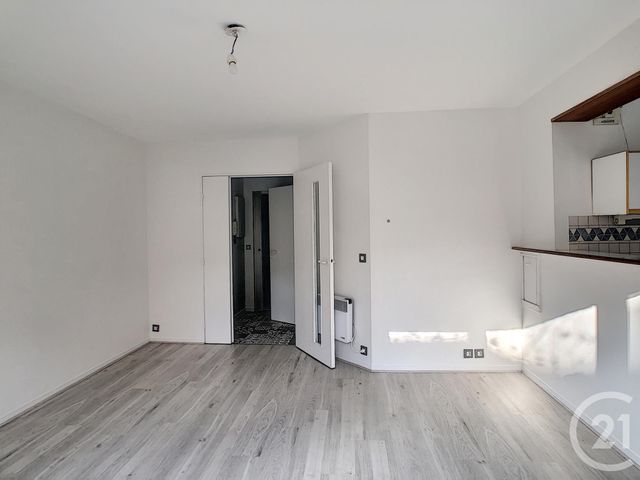 Appartement F1 &agrave; louer - 1 pi&egrave;ce - 30,90 m2 - Paris - 75014 - ILE-DE-FRANCE
