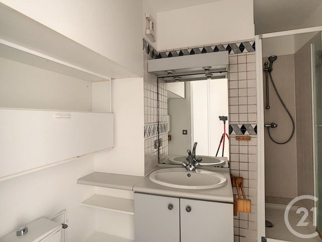 Appartement F1 &agrave; louer - 1 pi&egrave;ce - 30,90 m2 - Paris - 75014 - ILE-DE-FRANCE