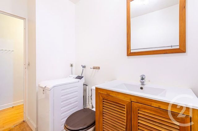 Appartement F1 &agrave; louer - 1 pi&egrave;ce - 24,60 m2 - Paris - 75015 - ILE-DE-FRANCE