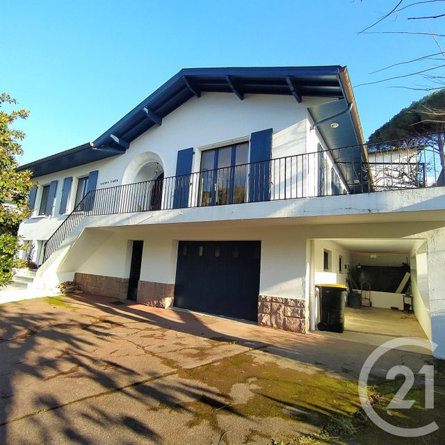 Vente maison dans les PyrénéesAtlantiques (64) CENTURY 21