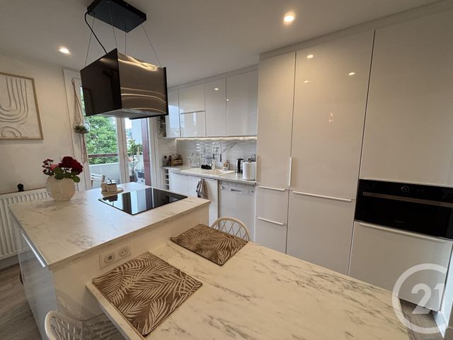 Appartement T3 à vendre - 3 pièces - 65,40 m2 - St Jean De Luz - 64 - AQUITAINE