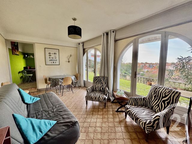 Appartement F2 bis &agrave; louer - 2 pi&egrave;ces - 46,97 m2 - St Jean De Luz - 64 - AQUITAINE