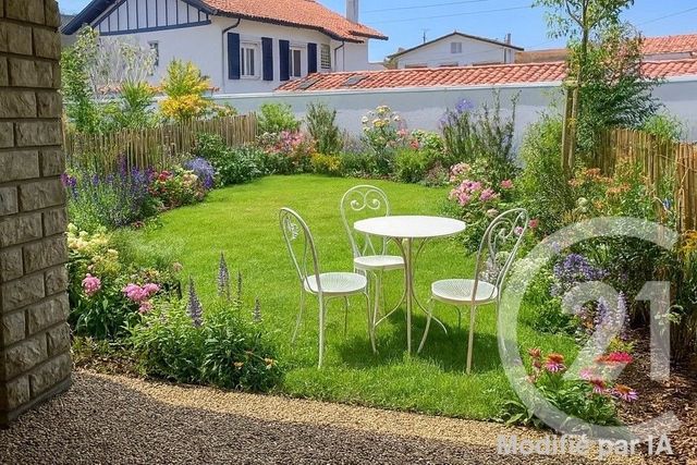 Appartement T2 à vendre - 2 pièces - 40,35 m2 - St Jean De Luz - 64 - AQUITAINE
