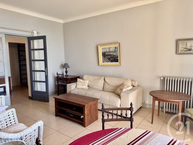 Appartement &agrave; louer - 3 pi&egrave;ces - 80,50 m2 - St Jean De Luz - 64 - AQUITAINE