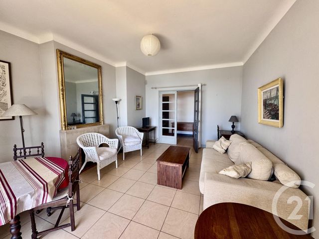 Appartement &agrave; louer - 3 pi&egrave;ces - 80,50 m2 - St Jean De Luz - 64 - AQUITAINE