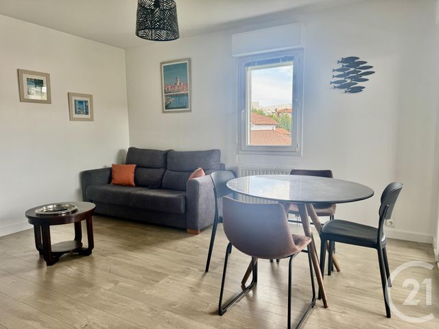 Appartement T2 &agrave; louer - 2 pi&egrave;ces - 41,90 m2 - St Jean De Luz - 64 - AQUITAINE
