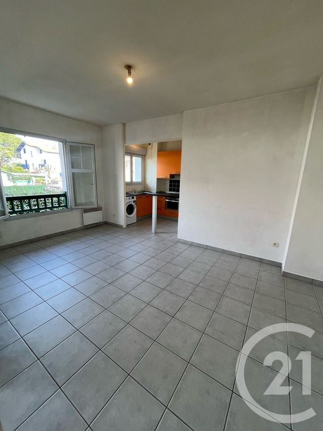 Appartement &agrave; louer - 2 pi&egrave;ces - 38 m2 - Hendaye - 64 - AQUITAINE
