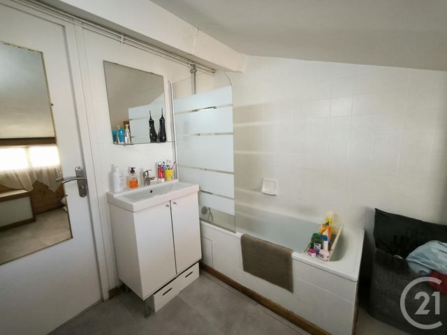 Appartement &agrave; louer - 4 pi&egrave;ces - 63,36 m2 - St Jean De Luz - 64 - AQUITAINE