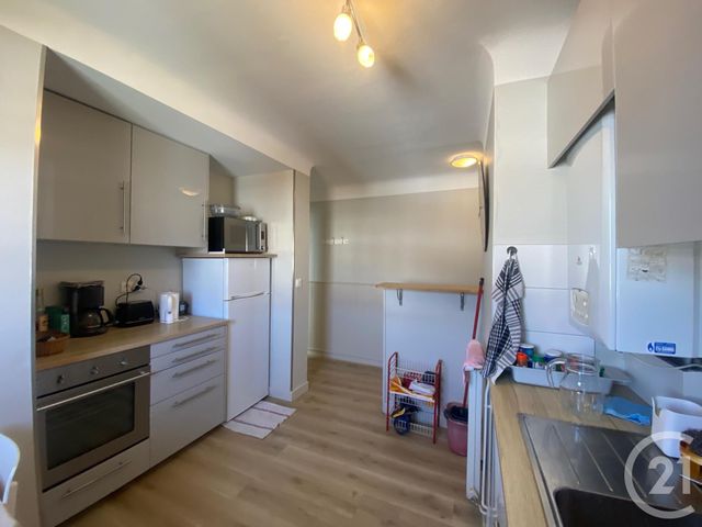 Appartement &agrave; louer - 3 pi&egrave;ces - 60,97 m2 - St Jean De Luz - 64 - AQUITAINE