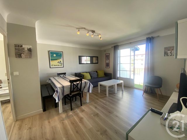 Appartement &agrave; louer - 3 pi&egrave;ces - 60,97 m2 - St Jean De Luz - 64 - AQUITAINE