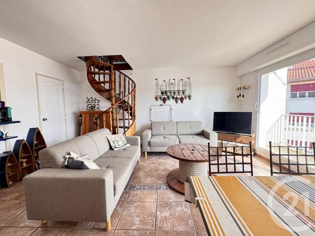 Appartement Duplex &agrave; louer - 3 pi&egrave;ces - 37,20 m2 - St Jean De Luz - 64 - AQUITAINE