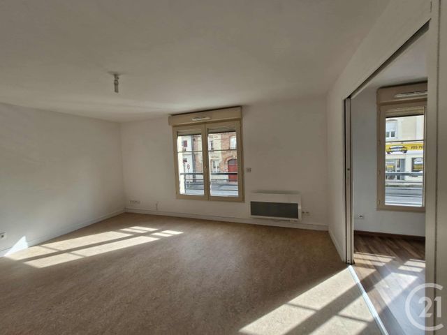 Appartement à vendre - 2 pièces - 40,80 m2 - Albert - 80 - PICARDIE