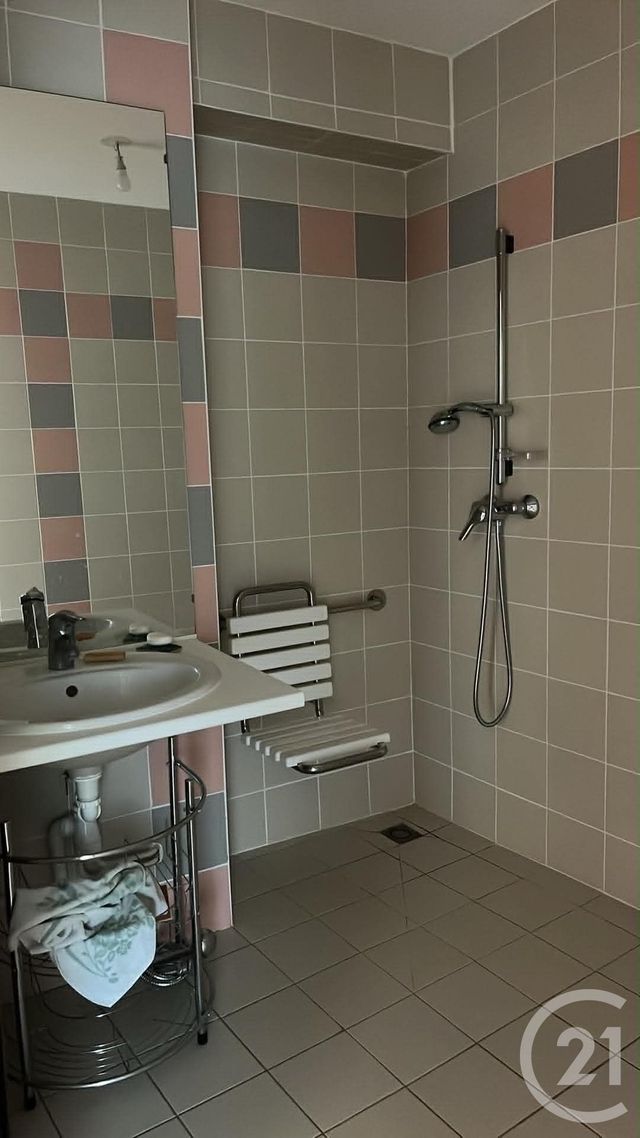 Appartement F3 &agrave; vendre - 3 pi&egrave;ces - 67,53 m2 - Albert - 80 - PICARDIE