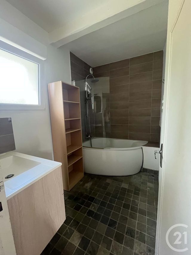 Maison &agrave; vendre - 4 pi&egrave;ces - 120,75 m2 - Varennes - 80 - PICARDIE