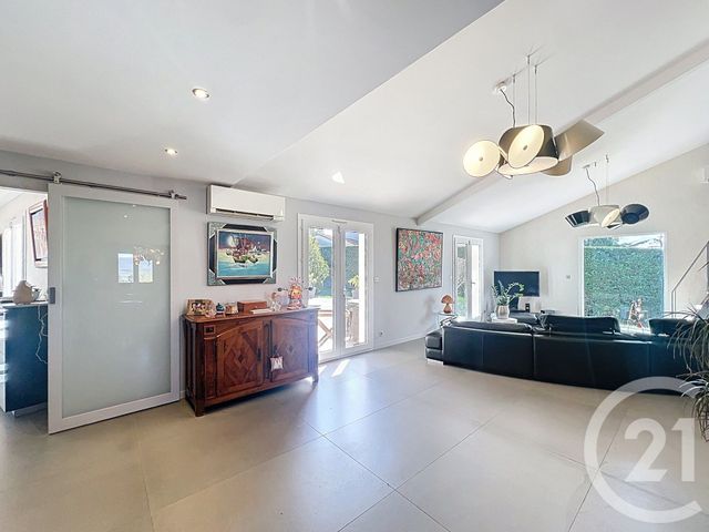 Maison &agrave; vendre - 8 pi&egrave;ces - 215 m2 - Cournon D Auvergne - 63 - AUVERGNE