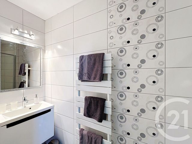 Maison &agrave; vendre - 12 pi&egrave;ces - 361,77 m2 - Cournon D Auvergne - 63 - AUVERGNE