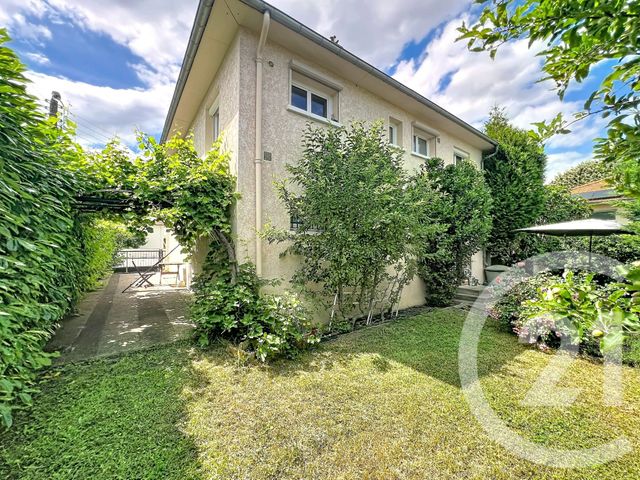 Maison &agrave; vendre - 6 pi&egrave;ces - 115,35 m2 - Cournon D Auvergne - 63 - AUVERGNE