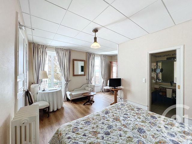 Maison à vendre - 17 pièces - 879,59 m2 - Perignat Les Sarlieve - 63 - AUVERGNE