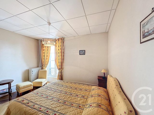 Maison à vendre - 17 pièces - 879,59 m2 - Perignat Les Sarlieve - 63 - AUVERGNE