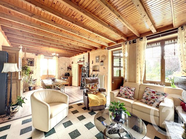 Maison &agrave; vendre - 6 pi&egrave;ces - 215,98 m2 - Le Crest - 63 - AUVERGNE