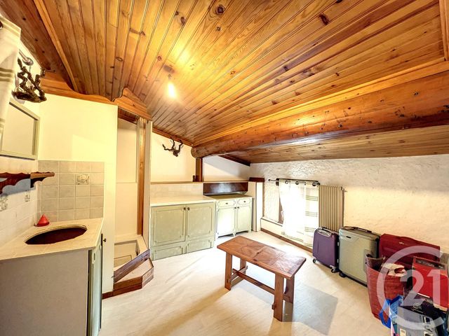 Maison &agrave; vendre - 6 pi&egrave;ces - 215,98 m2 - Le Crest - 63 - AUVERGNE