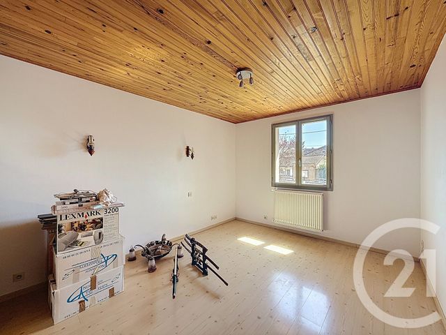 Maison à vendre - 9 pièces - 200,15 m2 - Perignat Sur Allier - 63 - AUVERGNE