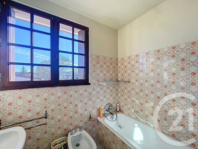 Maison &agrave; vendre - 7 pi&egrave;ces - 186,56 m2 - Cournon D Auvergne - 63 - AUVERGNE