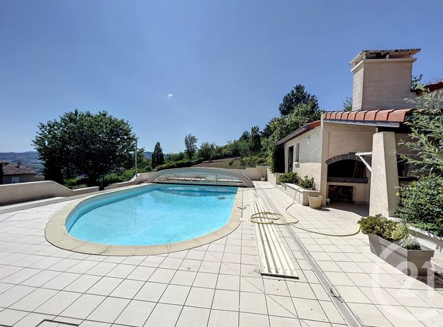 Maison à vendre - 7 pièces - 163,16 m2 - Cournon D Auvergne - 63 - AUVERGNE