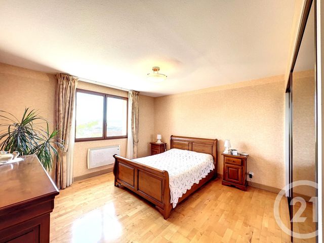 Maison à vendre - 7 pièces - 163,16 m2 - Cournon D Auvergne - 63 - AUVERGNE