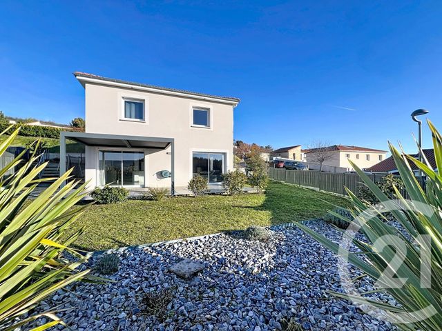 Maison &agrave; vendre - 8 pi&egrave;ces - 146,83 m2 - La Roche Blanche - 63 - AUVERGNE