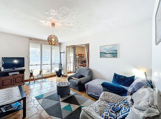 Appartement F4 à vendre - 4 pièces - 88 m2 - Cournon D Auvergne - 63 - AUVERGNE