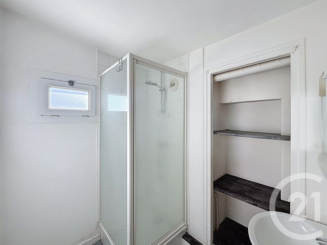 Appartement F4 à louer - 4 pièces - 71,50 m2 - Cournon D Auvergne - 63 - AUVERGNE