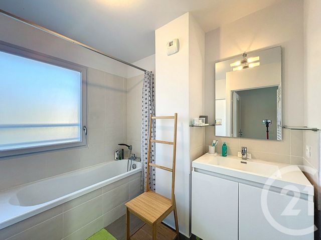 Maison &agrave; vendre - 5 pi&egrave;ces - 81,38 m2 - La Roche Blanche - 63 - AUVERGNE