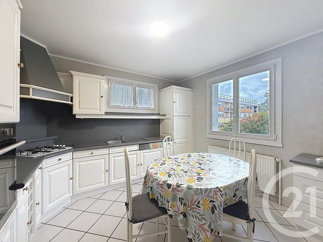 Maison &agrave; vendre - 5 pi&egrave;ces - 127,59 m2 - Cournon D Auvergne - 63 - AUVERGNE