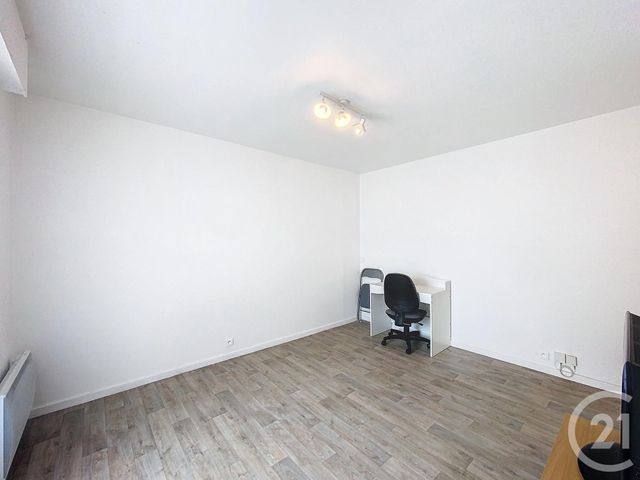 Appartement F1 à louer - 1 pièce - 20,29 m2 - Clermont Ferrand - 63 - AUVERGNE