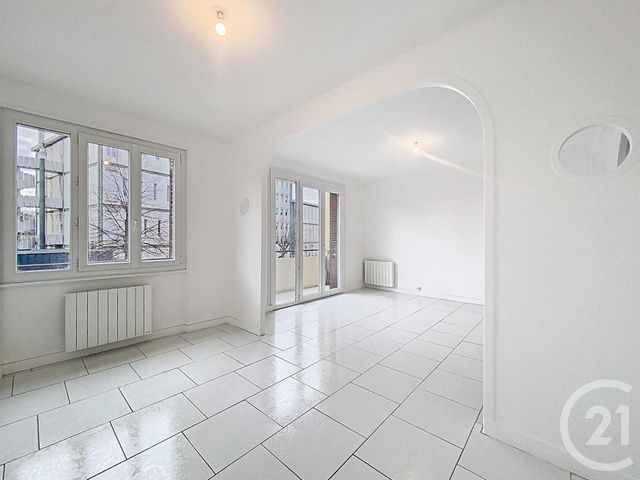 Appartement F3 &agrave; louer - 3 pi&egrave;ces - 68,32 m2 - Clermont Ferrand - 63 - AUVERGNE