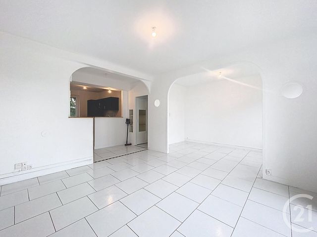 Appartement F3 &agrave; louer - 3 pi&egrave;ces - 68,32 m2 - Clermont Ferrand - 63 - AUVERGNE