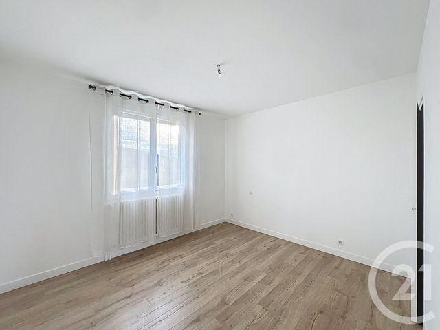 Maison &agrave; vendre - 6 pi&egrave;ces - 133,78 m2 - Les Martres De Veyre - 63 - AUVERGNE