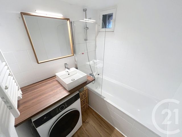 Appartement T2 &agrave; louer - 2 pi&egrave;ces - 34,45 m2 - Clermont Ferrand - 63 - AUVERGNE