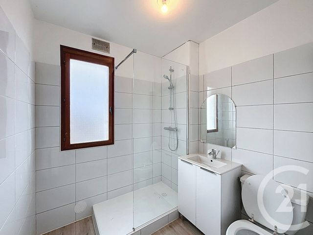 Maison &agrave; louer - 4 pi&egrave;ces - 78,44 m2 - Cournon D Auvergne - 63 - AUVERGNE