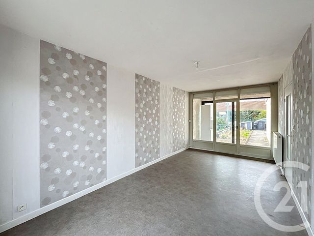 Maison &agrave; louer - 4 pi&egrave;ces - 78,44 m2 - Cournon D Auvergne - 63 - AUVERGNE