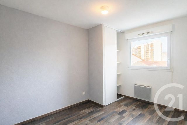 Appartement F2 &agrave; louer - 2 pi&egrave;ces - 34,82 m2 - Clermont Ferrand - 63 - AUVERGNE
