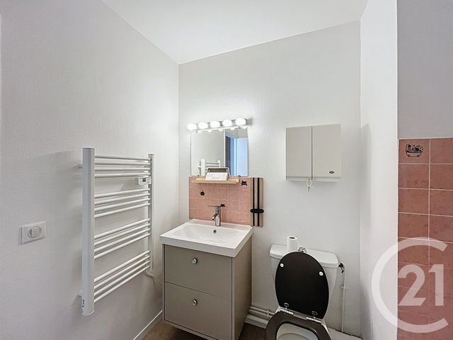 Appartement Studio &agrave; louer - 1 pi&egrave;ce - 37,66 m2 - Cournon D Auvergne - 63 - AUVERGNE