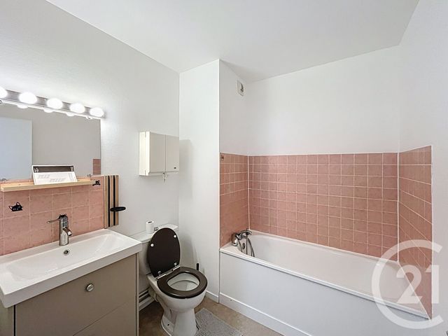 Appartement Studio &agrave; louer - 1 pi&egrave;ce - 37,66 m2 - Cournon D Auvergne - 63 - AUVERGNE