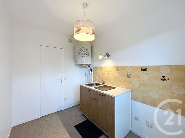 Appartement Studio &agrave; louer - 1 pi&egrave;ce - 37,66 m2 - Cournon D Auvergne - 63 - AUVERGNE