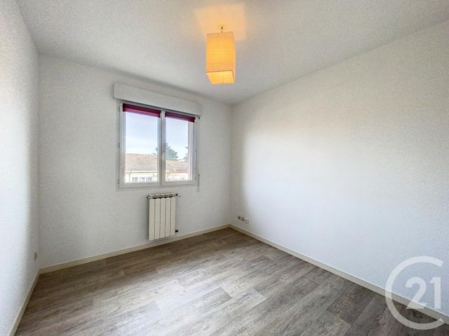 Maison &agrave; louer - 6 pi&egrave;ces - 105 m2 - Cournon D Auvergne - 63 - AUVERGNE