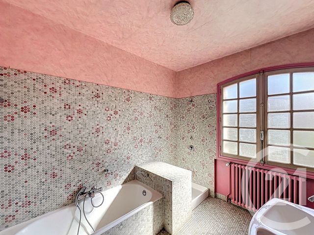 Maison &agrave; vendre - 10 pi&egrave;ces - 242 m2 - Cournon D Auvergne - 63 - AUVERGNE