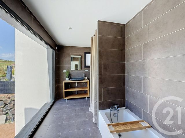 Maison &agrave; vendre - 7 pi&egrave;ces - 167,27 m2 - St Georges Sur Allier - 63 - AUVERGNE