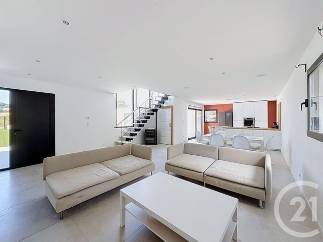 Maison &agrave; vendre - 7 pi&egrave;ces - 167,27 m2 - St Georges Sur Allier - 63 - AUVERGNE